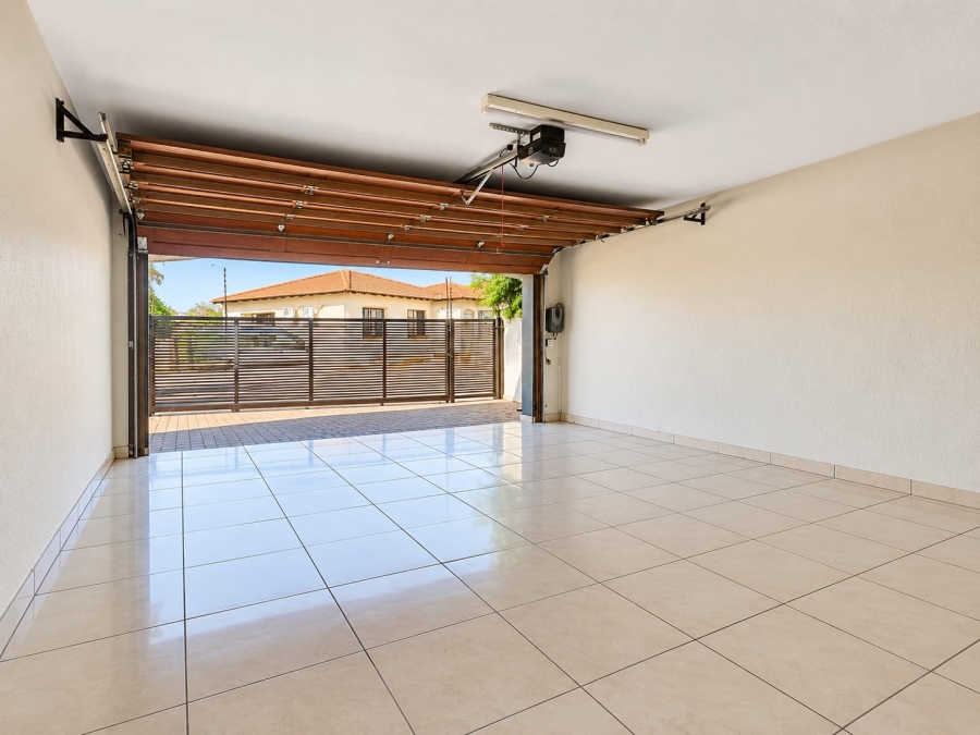 4 Bedroom Property for Sale in Cashan North West